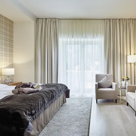 Готель Alpenhaus Gasteinertal Бад-Гофгаштайн