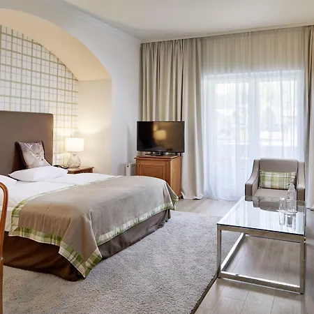 Alpenhaus Gasteinertal Готель 4*