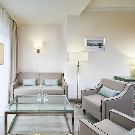 Готель Alpenhaus Gasteinertal 4*