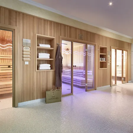 Alpenhaus Gasteinertal Готель