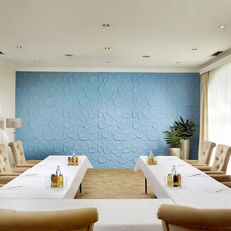 Alpenhaus Gasteinertal Готель Бад-Гофгаштайн