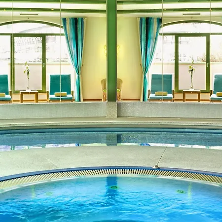 Alpenhaus Gasteinertal Hotel 4*